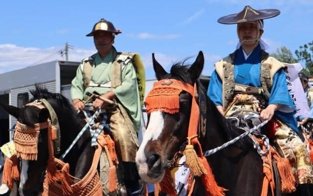 6月の日本ダービーと5月の相馬野馬追/島田明宏
