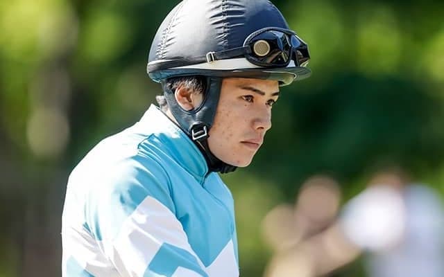 水沼騎手がスマホ不適切使用で騎乗停止 JRA発表