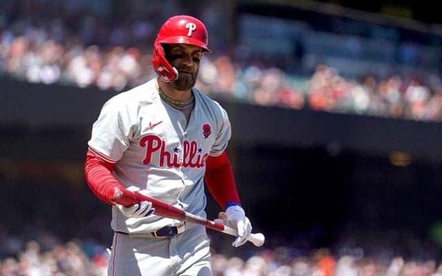 MVP2度のスーパースターは「赤ん坊」　感情制御できず…怒りの“バット乱打”に非難殺到