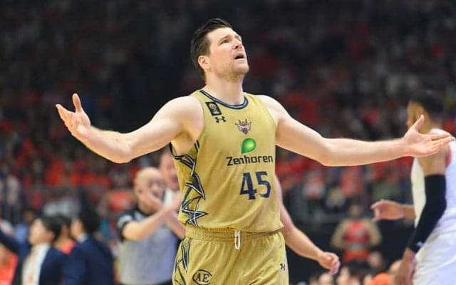 琉球ゴールデンキングスが“大黒柱”ジャック・クーリーと契約継続…岸本隆一に続いて2人目