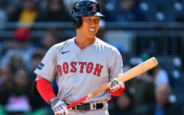 IL入りの吉田正尚がティー打撃再開　近づく戦列復帰に期待の声「プレーオフ争いに勢いがつく」