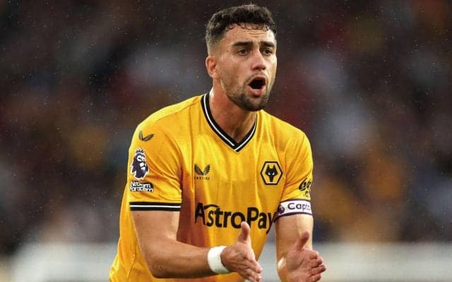 2部降格チーム並みの38試合74失点…ウェストハムがウルブスの主将CB獲得へ80億円を支払いか