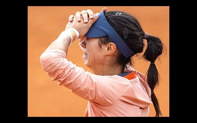 観客の応援に涙流す「言葉ない」