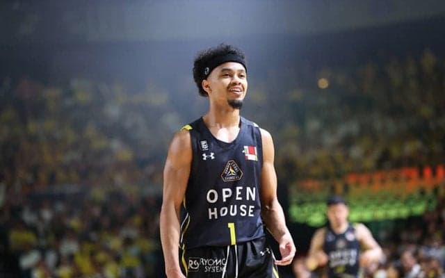 群馬がコー・フリッピンとの契約継続を発表…移籍のシーズンで先発司令塔の座を獲得