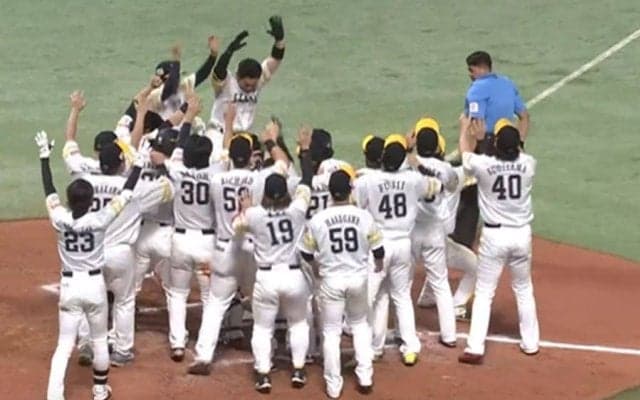 近藤健介の劇的2ランで鷹3連勝　今季6度目サヨナラ勝ち…新井監督はベンチで呆然