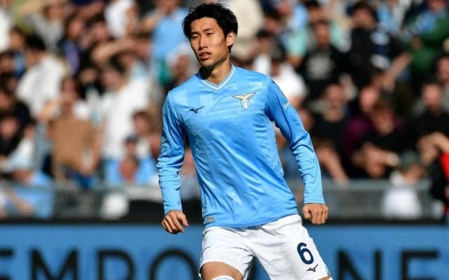 「ピッチ内外で約束を破った」鎌田大地の発言に現地メディアが反応、期待外れに加え批判的な発言を糾弾「鎌田の言葉は少し不快」