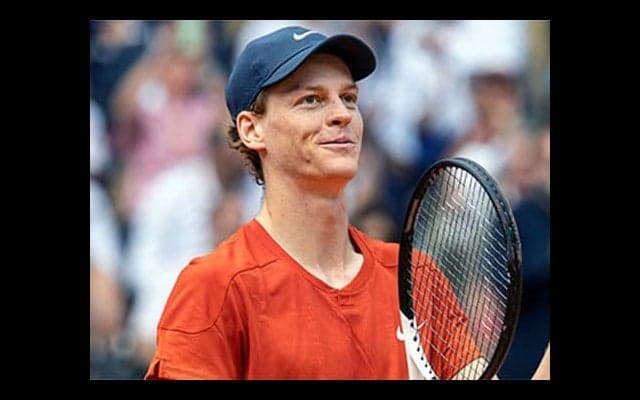 シナー 全仏OP初の4強、世界1位も確定