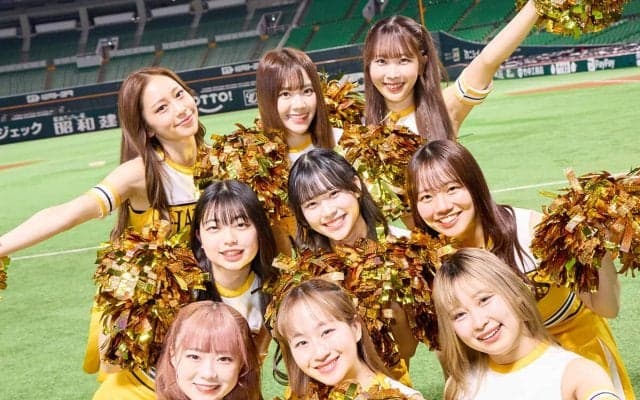 ソフトバンク「ハニーズ」新メンバーインタビュー！ ホークスの自慢は？ 福岡の好きなところは？