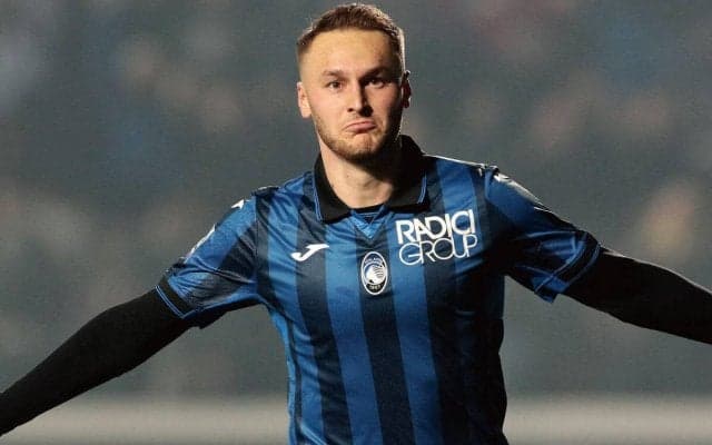 カギを握るは“大器DFの譲渡”？ ユベントスのコープマイネルス獲得交渉が本格化へ