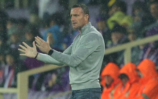 ベルギー王者に輝いた本間至恩所属のクラブ・ブルージュ、優勝に導いた暫定監督と異例の無期限契約を発表