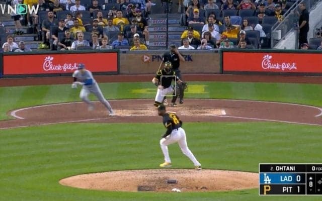 えっ？ そこ打つの…！？ 大谷翔平、“変態打ち”で異変が起きた…！　“人類最速男”のリアクションが話題に「マジかｗ」「ショックだろうな」