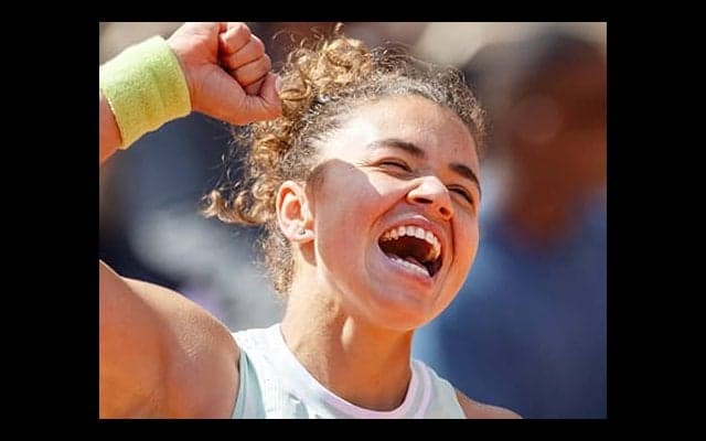  世界4位撃破で四大大会初4強 