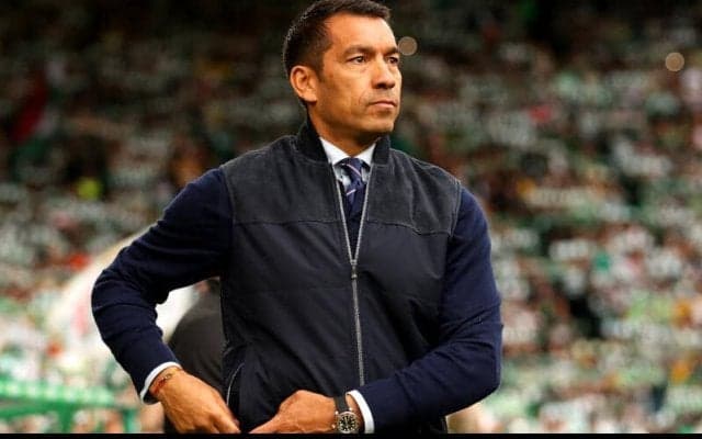 6位と低迷したベシクタシュ、新監督にファン・ブロンクホルスト氏を招へい