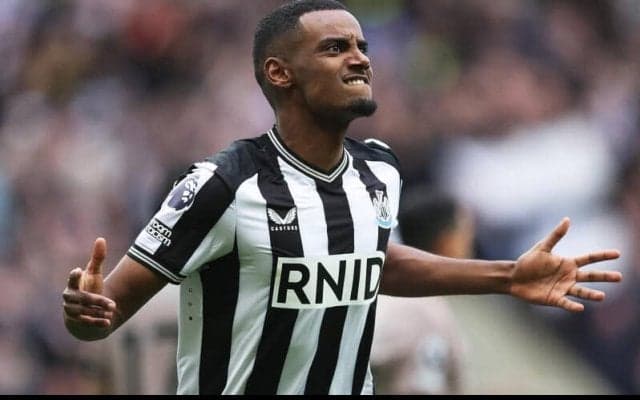 今季25発のイサク、今夏動かず…「ニューカッスルで本当に本当に幸せ」