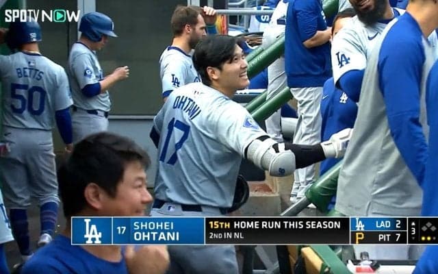 大谷翔平が…豪快15号→ミスした仲間を全力いじりで見せた気遣い ベンチでの微笑ましい一コマ