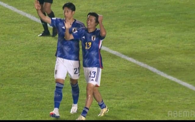 日本代表の“決定力キング”だ！ 咄嗟判断の“股抜きゴラッソ”が話題沸騰「あの角度は絶対決める」中村敬斗がカットインから右足ショットを叩き込んだ瞬間