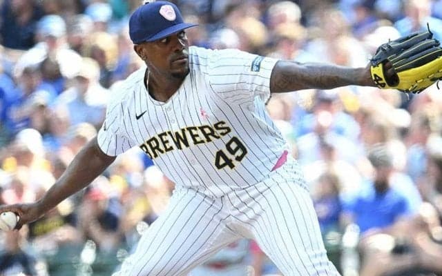 2週間で2度の戦力外…NPB最速右腕がDバックス入り　防御率6点台に米「醜い成績だ」