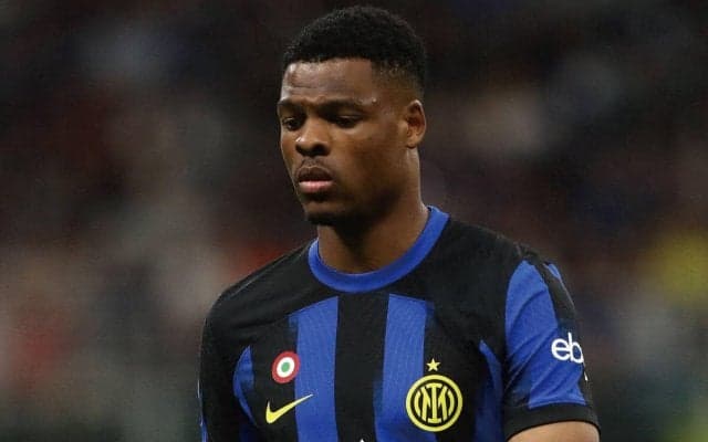 「他クラブから提案が来ると踏んでいる」ダンフリースの去就にインテル幹部が言及