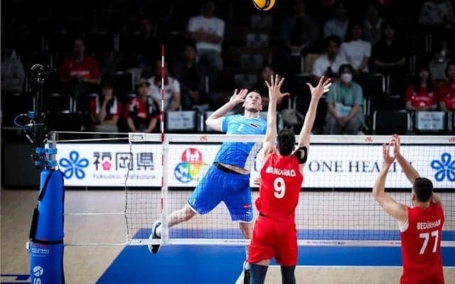 ケガで予選を欠場したスロベニアの司令塔と大砲の告白「つらい時間だった」。今夜、日本と対戦