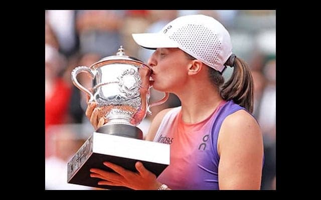 全仏V女王、大坂戦で「負けるところだった」