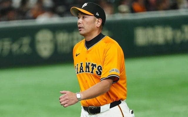 “2秒”で会見切り上げ、阿部監督は「何もない」　初物に沈黙…巨人打線急停止のワケ