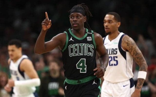 名門セルティックスがホームで2連勝…ドンチッチがトリプルダブルもマブスは劣勢に