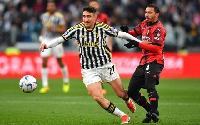 ユーベと契約延長のカンビアーゾ、代理人が裏側語る「決着は2日」