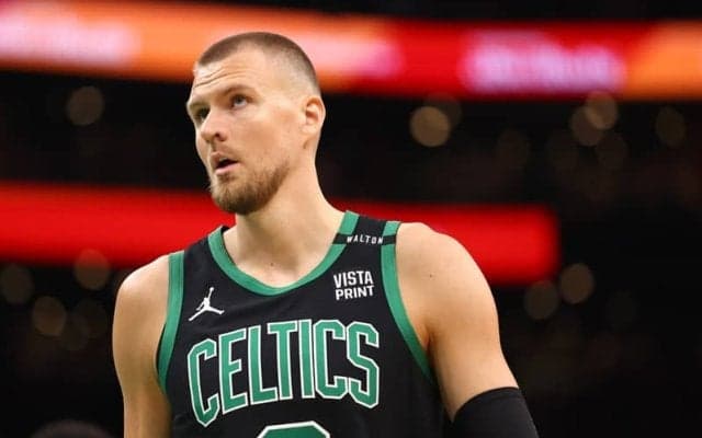 第2戦で左足に“非常に珍しいケガ”を負ったポルジンギス「つらいけど、状態はいい」