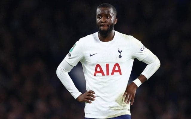 トッテナムが構想外MFエンドンベレと契約解除…公式戦91試合10ゴール