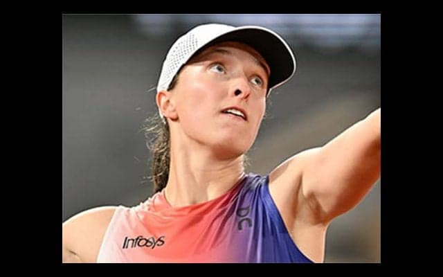 女王 ぶっつけ本番でウィンブルドンへ