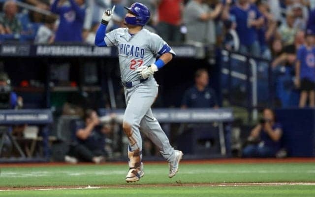 今季初4番の鈴木誠也、4試合ぶり8号アーチ「そうなりたいね！」悠然とベースを一周　6月の本塁打数3本と量産態勢へ