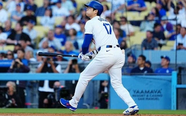 大谷翔平が完璧17号「投げた瞬間HRだと…」　天仰ぐ右腕…“お得意様”との相性に驚愕の声