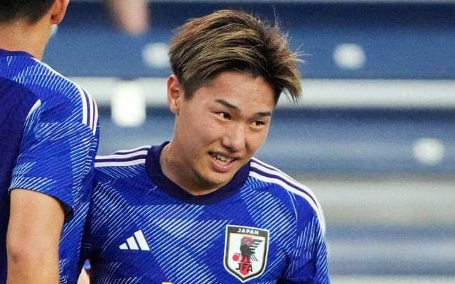 三戸舜介はパリ五輪メンバーに生き残れるか　左・右ウイング、インサイド...たった18人の構成枠にはうってつけ