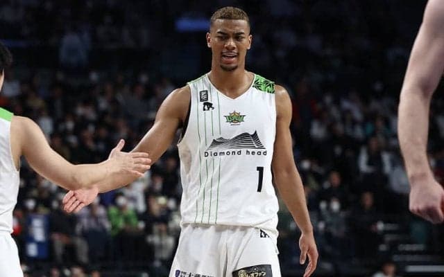 横浜ビー・コルセアーズがナナーダニエル弾を獲得…横須賀市出身の日本人ビッグマン