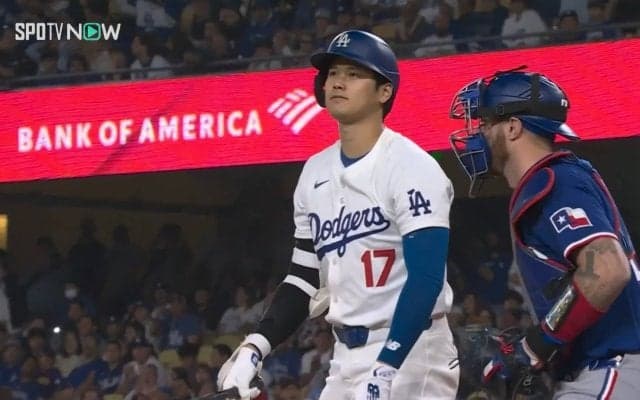 連続三振に倒れたベッツ＆大谷、ベンチ内で見せた虚ろな表情が悔しさを物語る 地元ファンも動揺の特大ため息