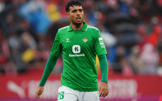 クリスタル・パレスが補強第1号！ バルサの20歳、モロッコ代表DFリアドを完全移籍で獲得…2029年まで契約