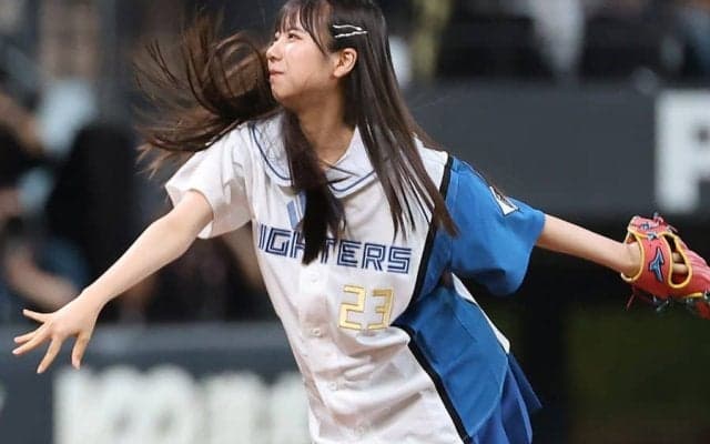 青スカートひらり…美少女14歳が「くっそかわいい」　“ピョン”に悶絶「最高でした」