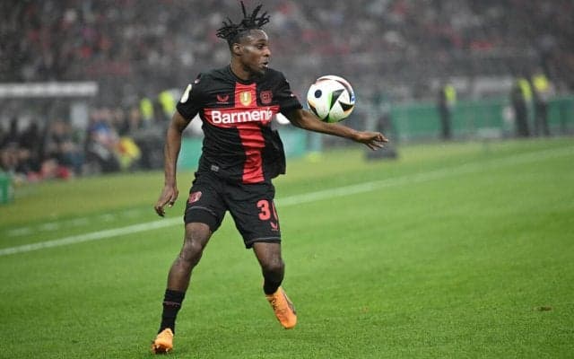 バルサ行き浮上のフリンポン、「単なる噂」と一蹴