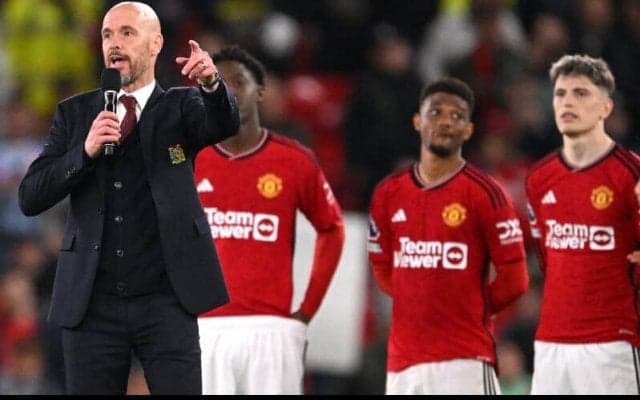 留任のテン・ハグ監督、経緯を語る　「私にトゥヘルと話をしたと言ったが…」