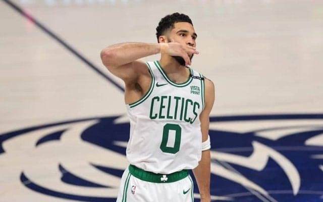 第4戦で「とどめを刺したかった」テイタム…3勝1敗で臨む次戦でコービー超えなるか？