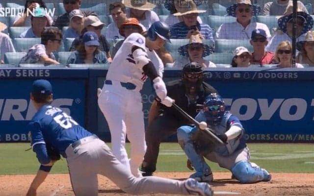 このボールはナメすぎだろ！ 大谷翔平、失投を狙い撃ちした“高速弾丸アーチ” 「内角低めばっか攻めてたからな」「待ってましたって感じ」