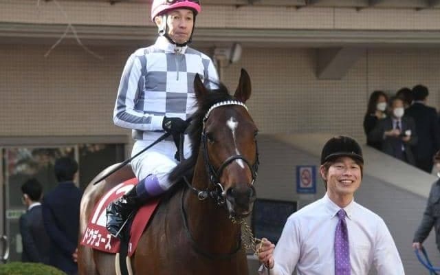 西か東か“上半期のグランプリ”で優勢なのは？馬の所属と騎手で分析