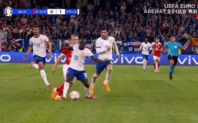 “最強の潰し屋”が復活！ フランス代表MFの“爆速カバーリング”が半端なさすぎてファン脱帽「カンテが３人おる」「猛スピードで戻って急停止は怖すぎ」