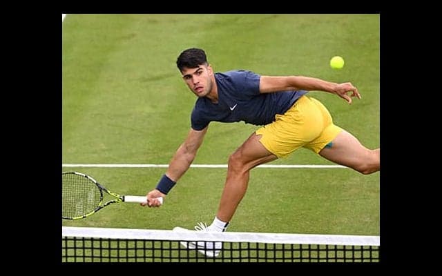 “世界1位”としての初戦に逆転勝ち