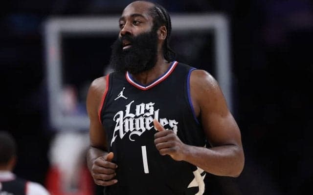 ホーフォード脱却により、優勝経験なしでプレーオフ最多出場試合数を誇る選手がハーデンに