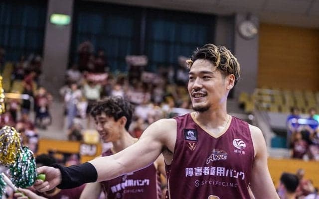 B1昇格の越谷が長谷川智也と契約解除「自分のわがままで…」“大塚商会時代”を知るベテラン退団