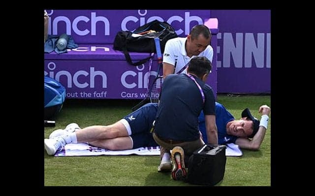 マレー 背中負傷で途中棄権