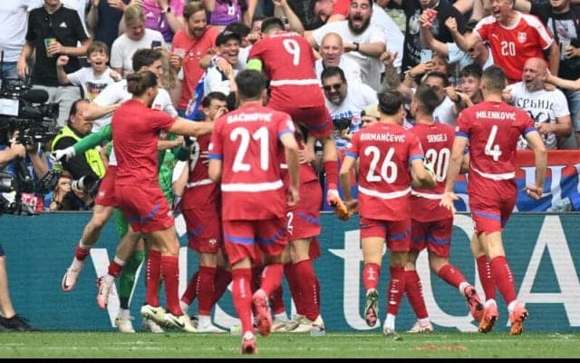 セルビアがヨビッチの劇的弾でドローに持ち込む！スロベニアのユーロ初勝利はまたも持ち越しに【ユーロ2024】