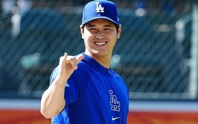 “モデル”大谷翔平は「全てがかっこいい」　珍しい緑ジャケット…NBコラボに絶賛の嵐