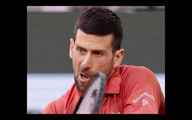 ジョコ 手術から2週間でコートへ